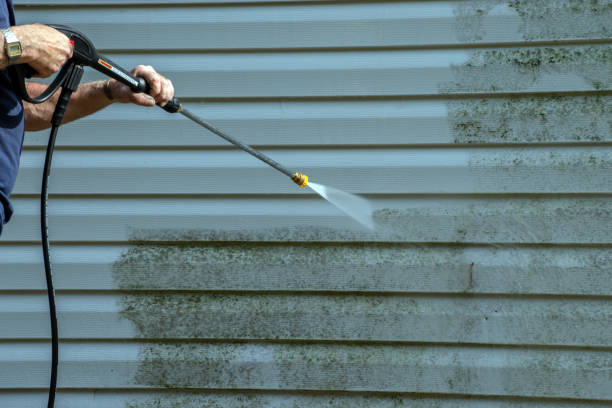 Best Pool Deck Cleaning  in Lake Mack Forest Hills, FL